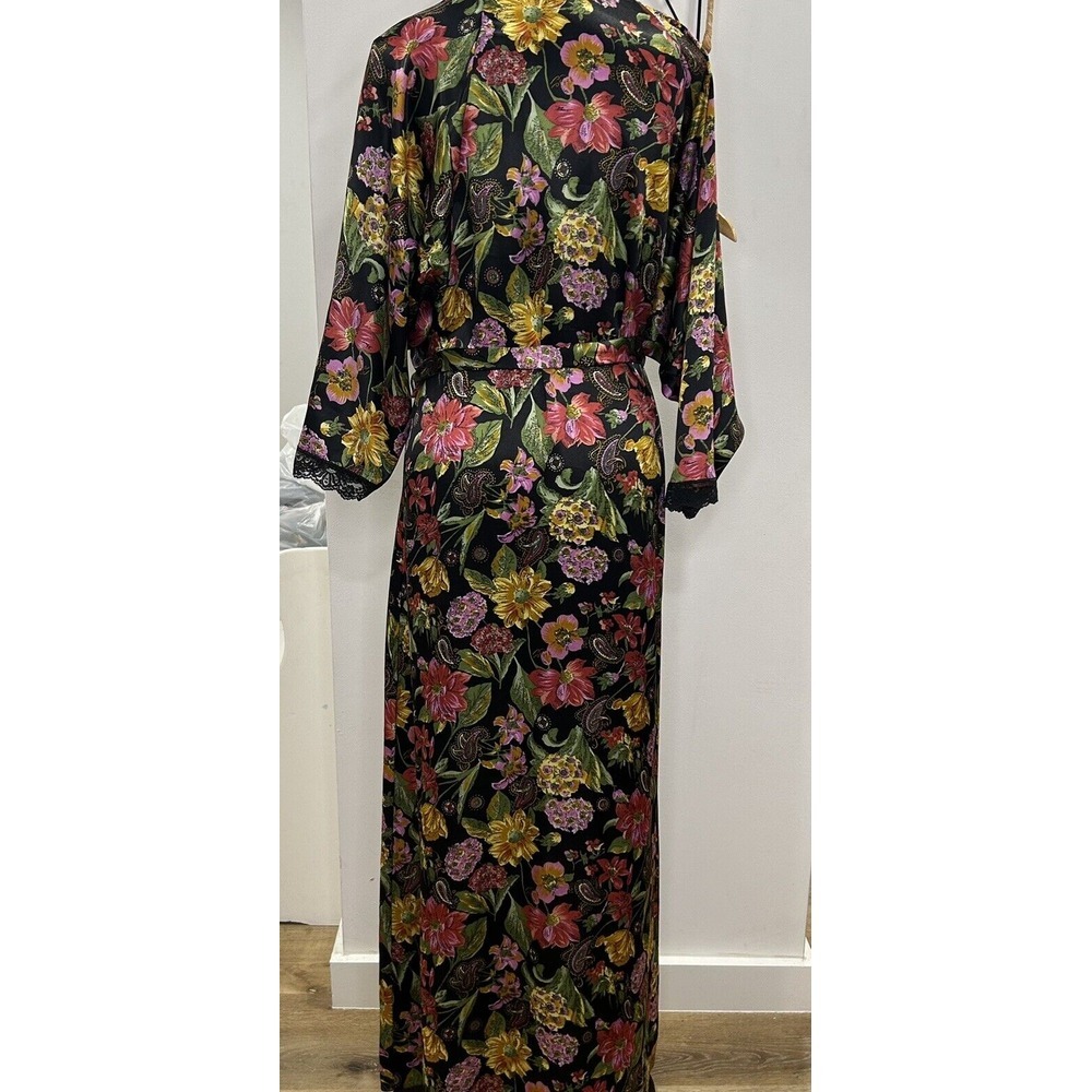 Vintage VANITY FAIR Small KIMONO Wrap ROBE Long Black TROPICAL FLORAL Nylon USA - Picture 2 of 10